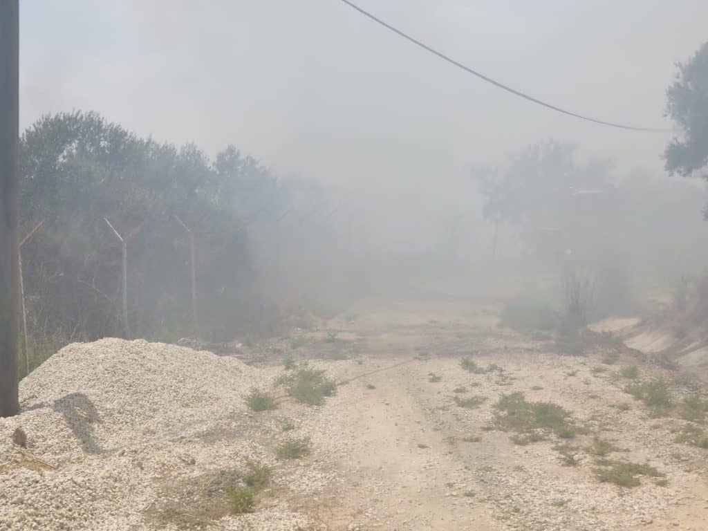 שריפה התפשטה ביישוב חרמש ומסכנת את הבתים שריפה התפשטה ביישוב חרמש ומסכנת את הבתים