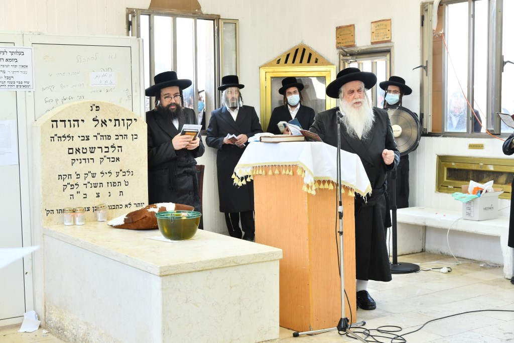 הילולת הרה"ק בעל השפע חיים מצאנז זי"ע בצל בנו מ"מ האדמו"ר מצאנז