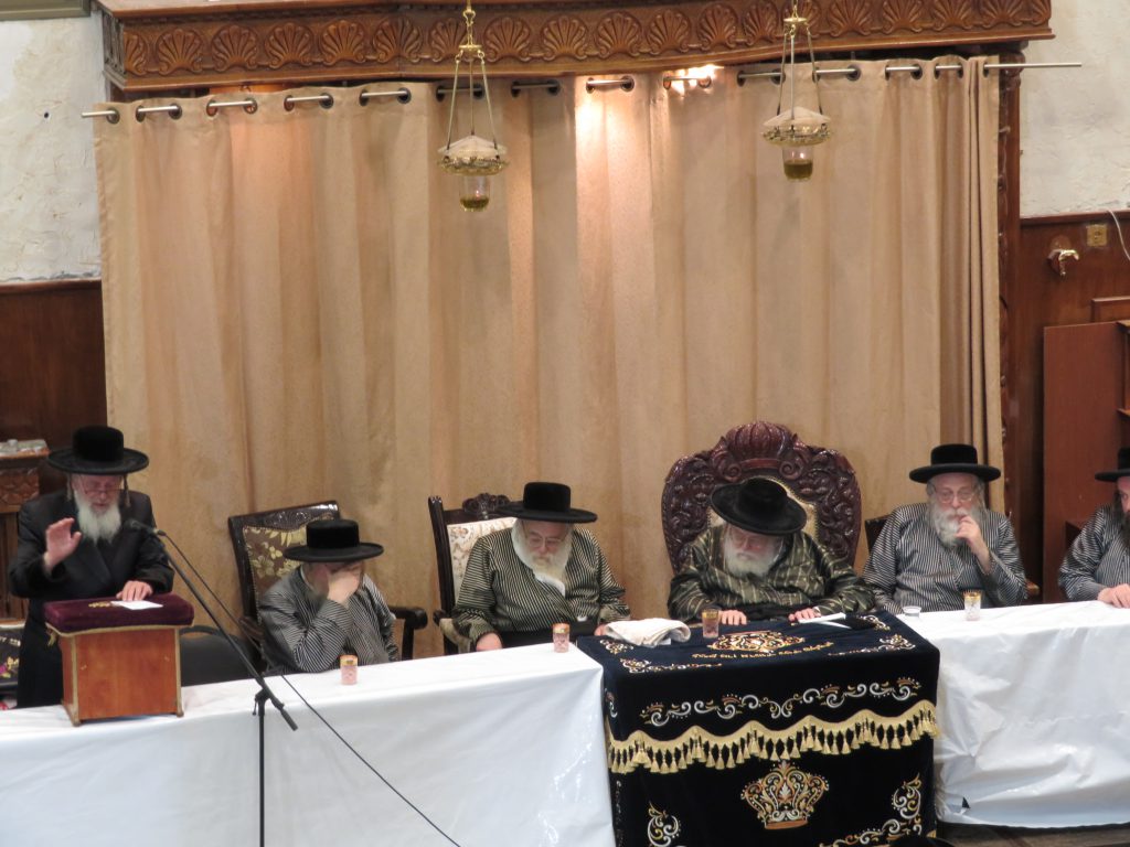 תיעוד: עצרת הספד והתעוררות ככלות השבעה לפטירתו של אב"ד דברי אמונה