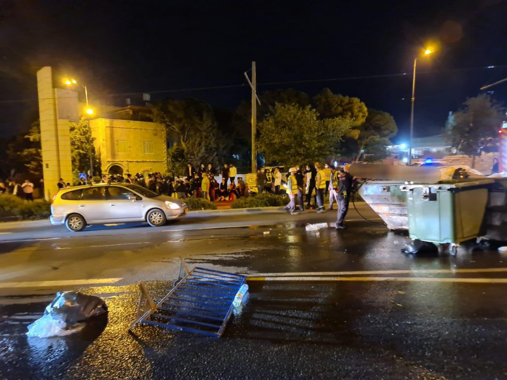 מהומה במאה שערים ושבטי ישראל בגלל דו"חות על אי עטיית מסכות •צפו