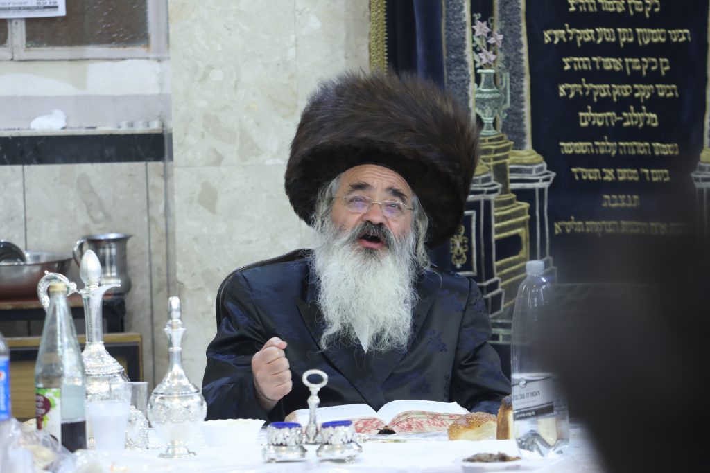 תיעוד: סעודת ההילולא בחצר הקודש לעלוב