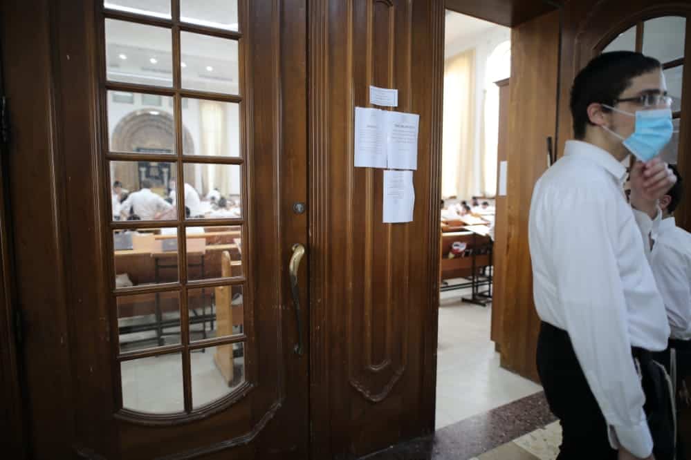 השיעור כללי של הגר"ד לנדא בהיכל ישיבת סלבודקא