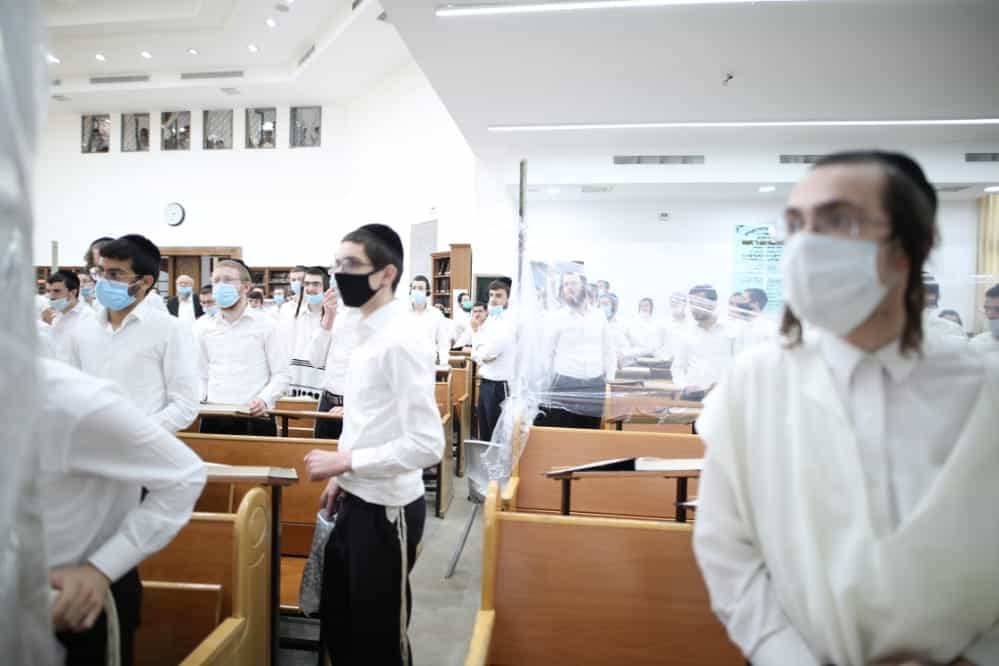 השיעור כללי של הגר"ד לנדא בהיכל ישיבת סלבודקא