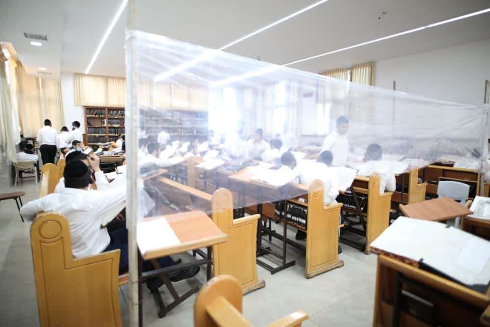 השיעור כללי של הגר"ד לנדא בהיכל ישיבת סלבודקא