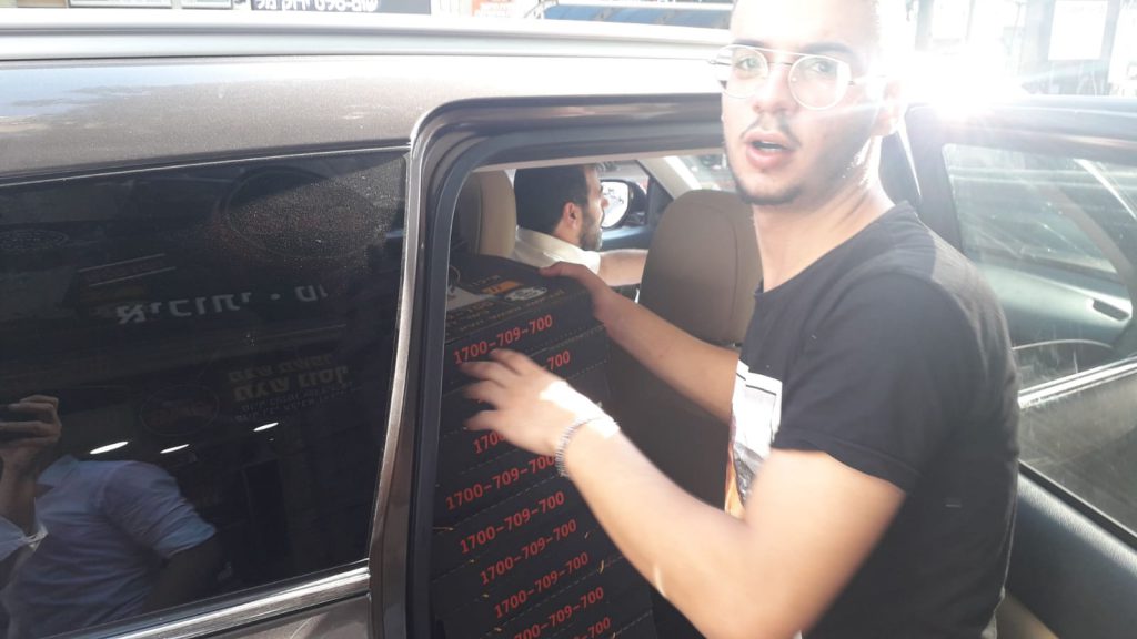 תיעוד: 2080 מגשי פיצות חולקו חינם על ידי העירייה