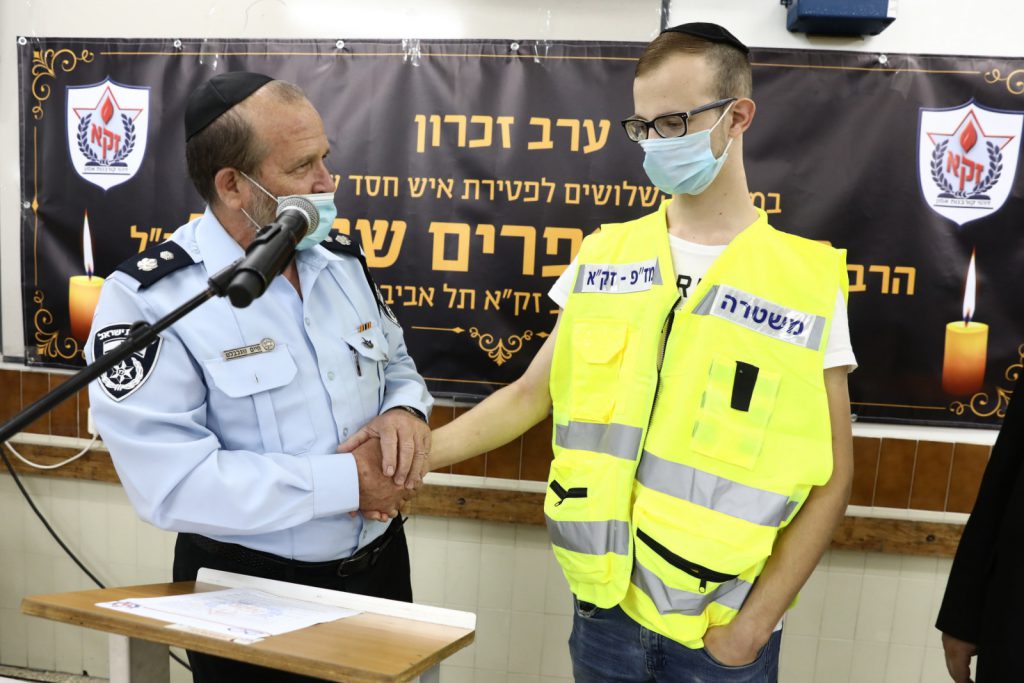 בנו של מתנדב זק"א שנפטר מהקורונה גוייס להמשיך מורשת אביו • תיעוד