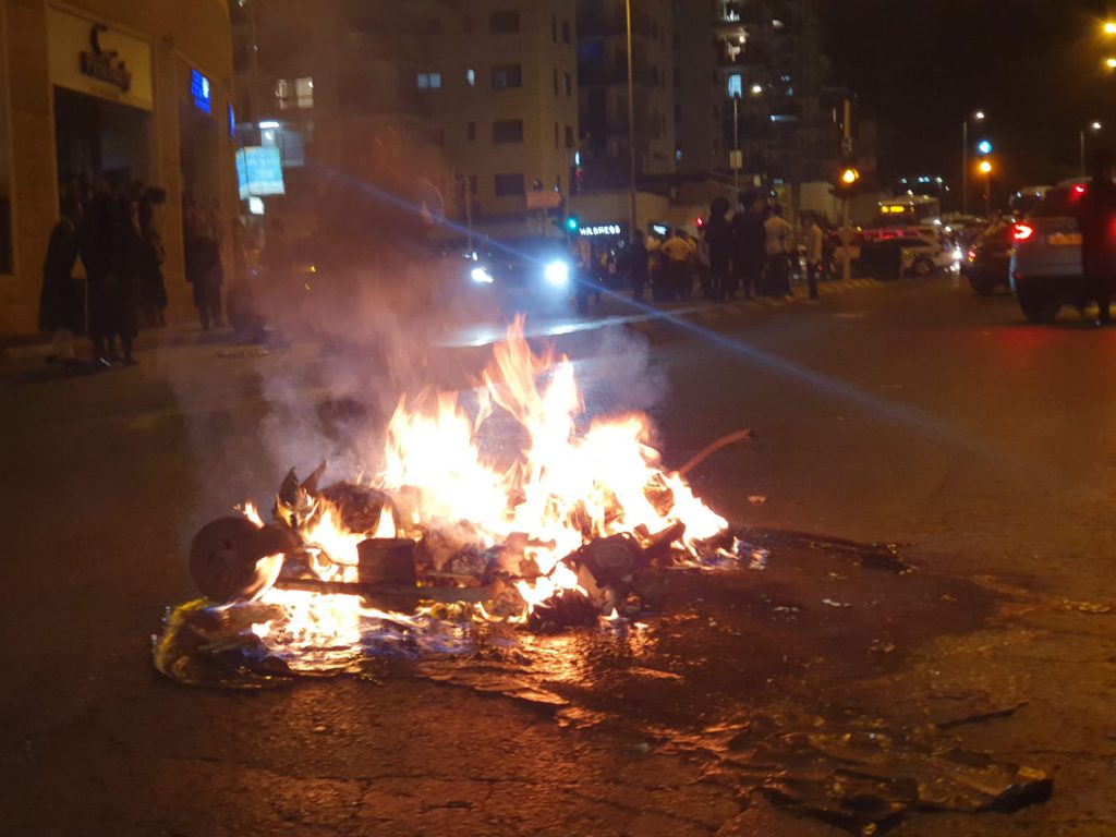 שוטר יס"מ הכה באגרוף אדם חרדי שהעיר לו שהוא לא עוטה מסכה