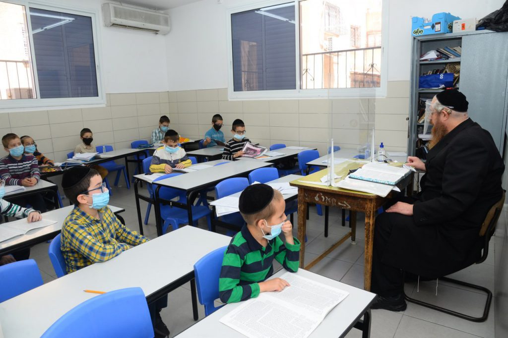 צפו בגלריה: במוסדות התורה בבני ברק שומרים על ההנחיות