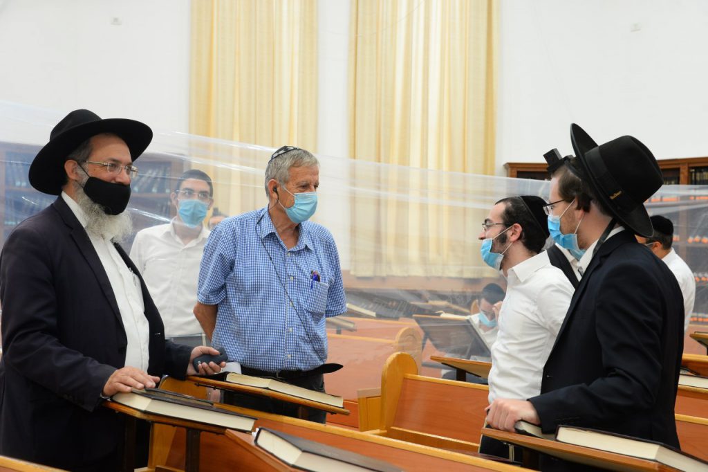 צפו בגלריה: במוסדות התורה בבני ברק שומרים על ההנחיות