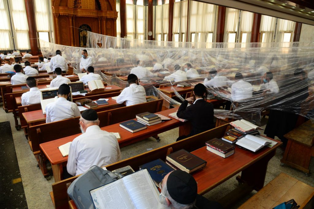 צפו בגלריה: במוסדות התורה בבני ברק שומרים על ההנחיות