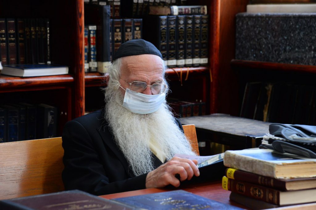 צפו בגלריה: במוסדות התורה בבני ברק שומרים על ההנחיות