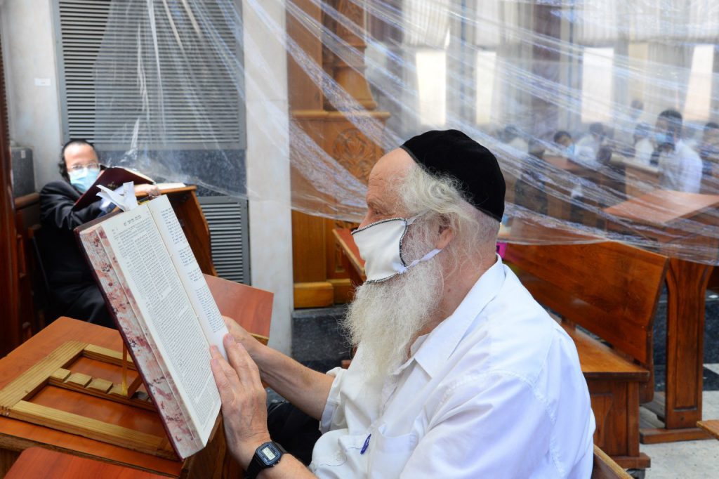 צפו בגלריה: במוסדות התורה בבני ברק שומרים על ההנחיות