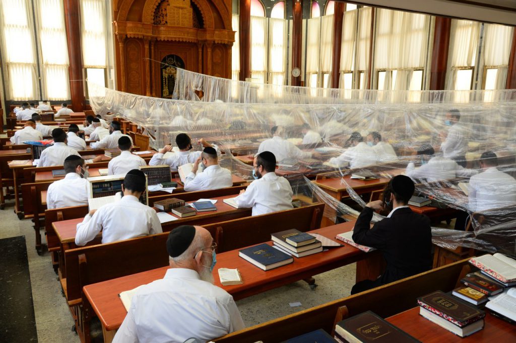 צפו בגלריה: במוסדות התורה בבני ברק שומרים על ההנחיות
