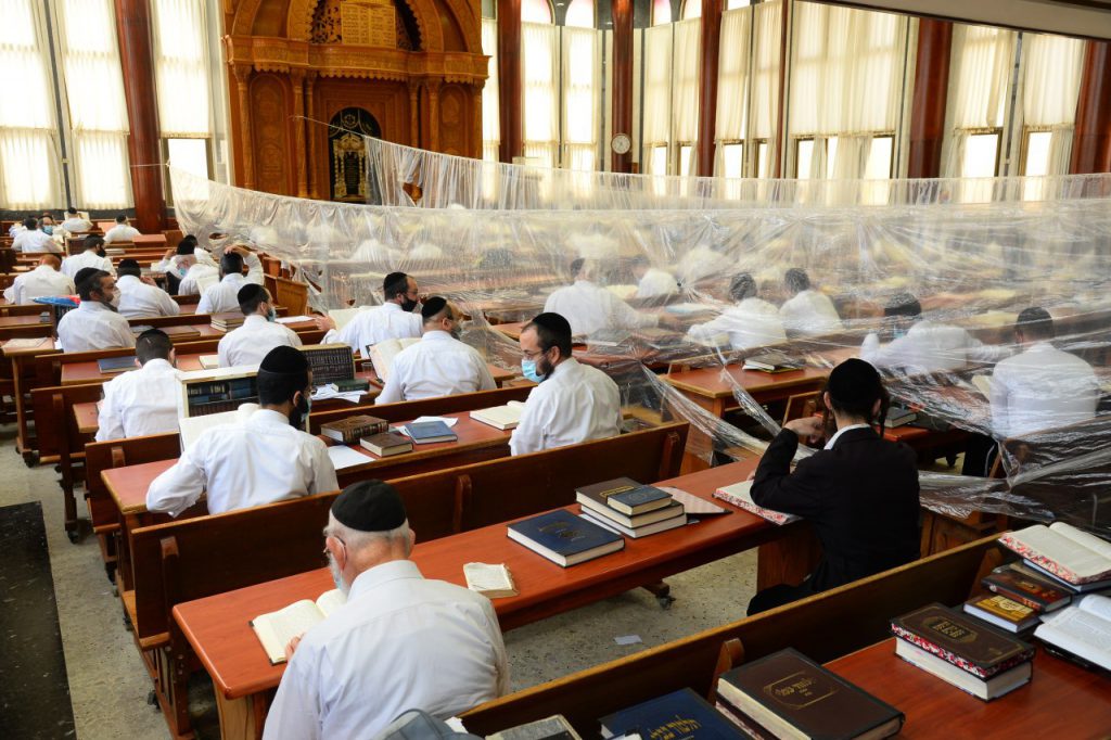 צפו בגלריה: במוסדות התורה בבני ברק שומרים על ההנחיות