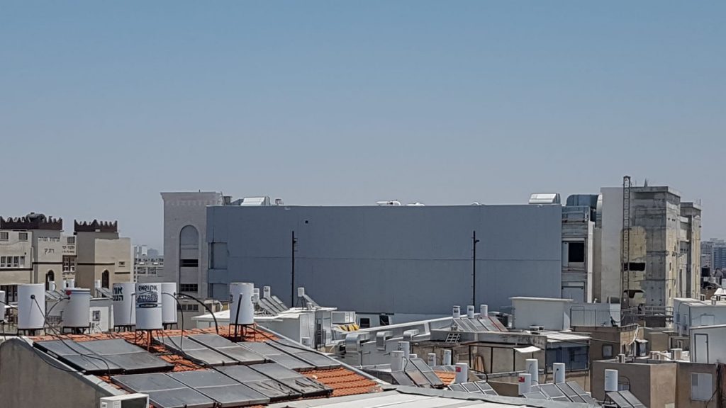 הַשְׁלֵם זֶה הַבִּנְיָן: נשלמת בניית המרכז העולמי של ויז'ניץ בבני ברק