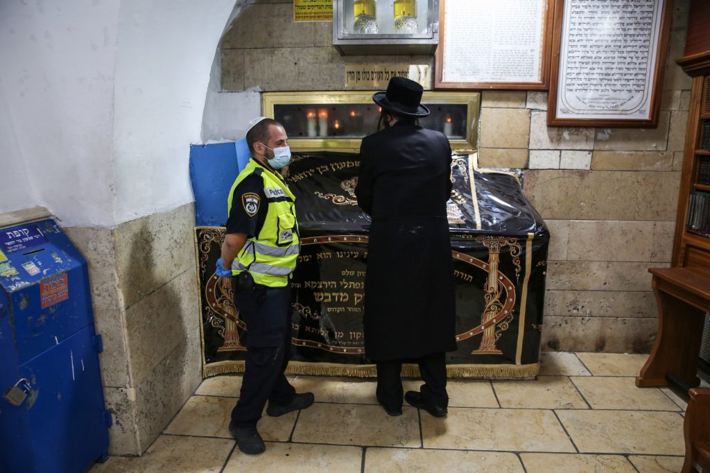 ערב ראש חודש אב במירון תחת ההגבלות • תיעוד