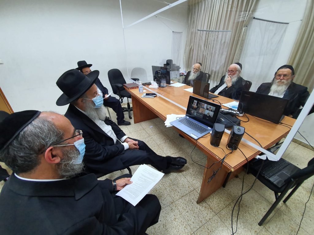 בית הדין לעניני קורונה בבני ברק התכנס לקראת עונת החתונות • צפו