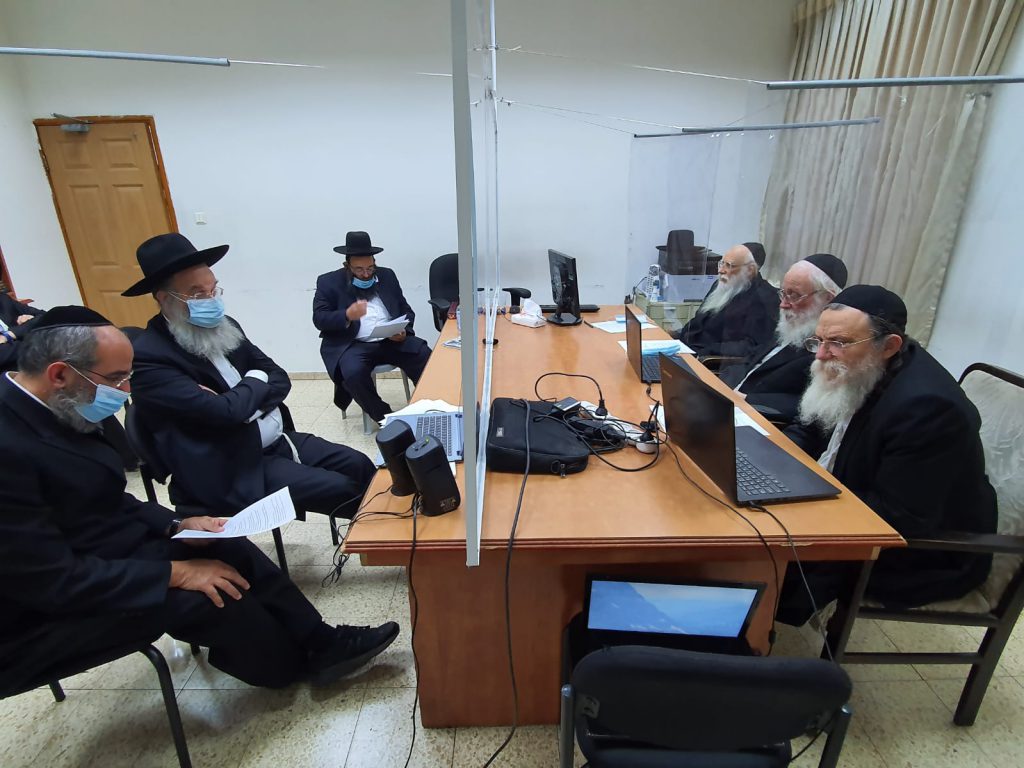בית הדין לעניני קורונה בבני ברק התכנס לקראת עונת החתונות • צפו