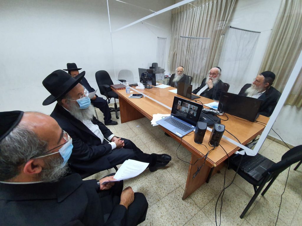 בית הדין לעניני קורונה בבני ברק התכנס לקראת עונת החתונות • צפו