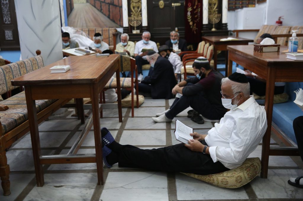 תיעוד: הקינות בבית הכנסת אבוהב בעיר העתיקה