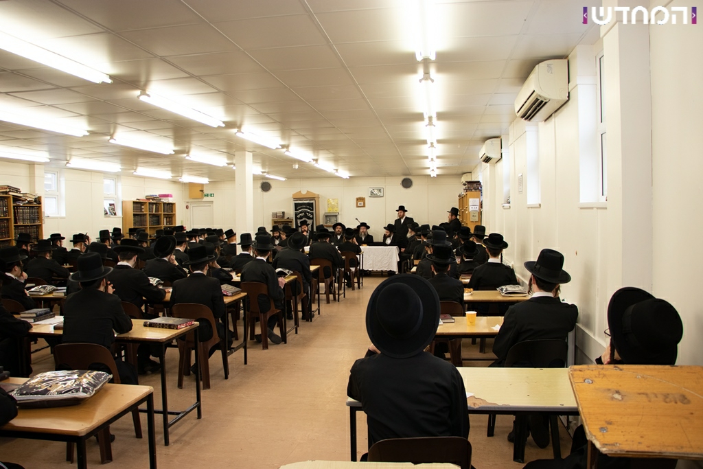 אבד"ק סאטמר ווילאמסבורג בביקור בעיר הבירה לונדון