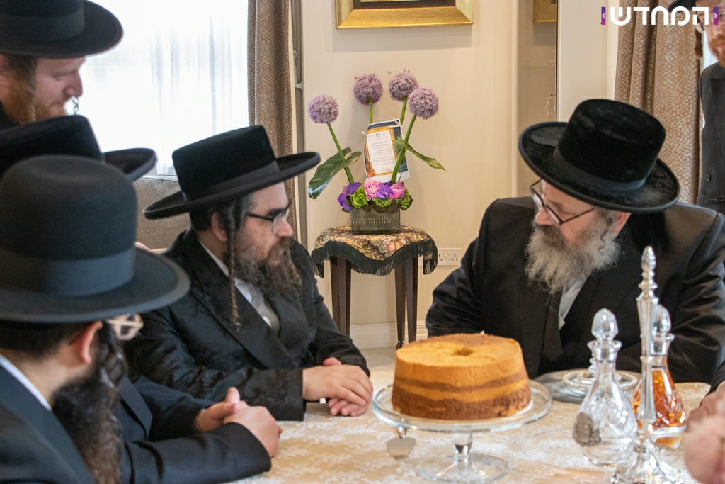 אבד"ק סאטמר ווילאמסבורג בביקור בעיר הבירה לונדון