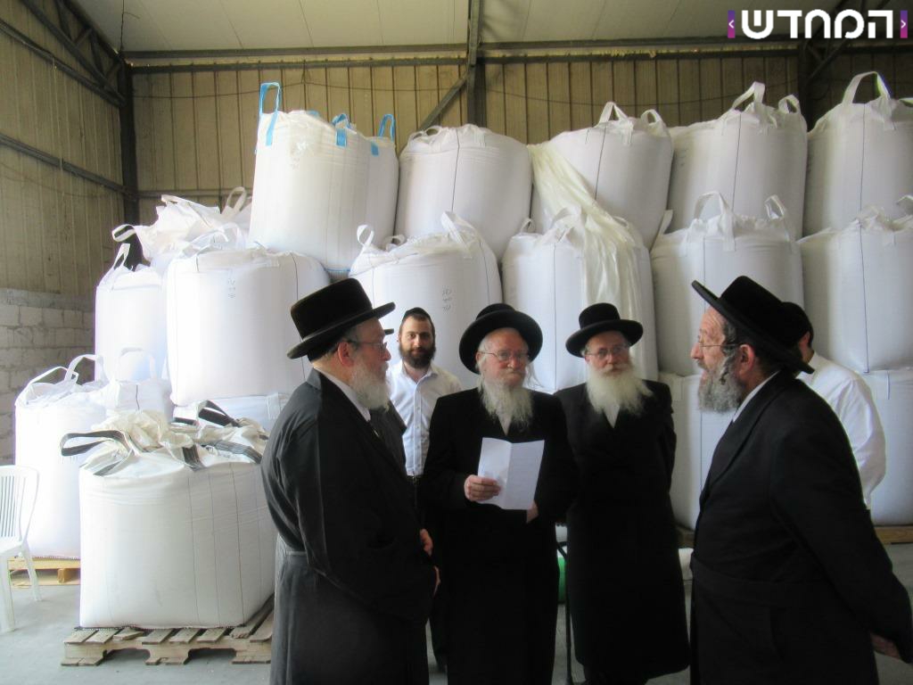 דייני העדה החרדית יצאו להפריש תרומות ומעשות • גלריה