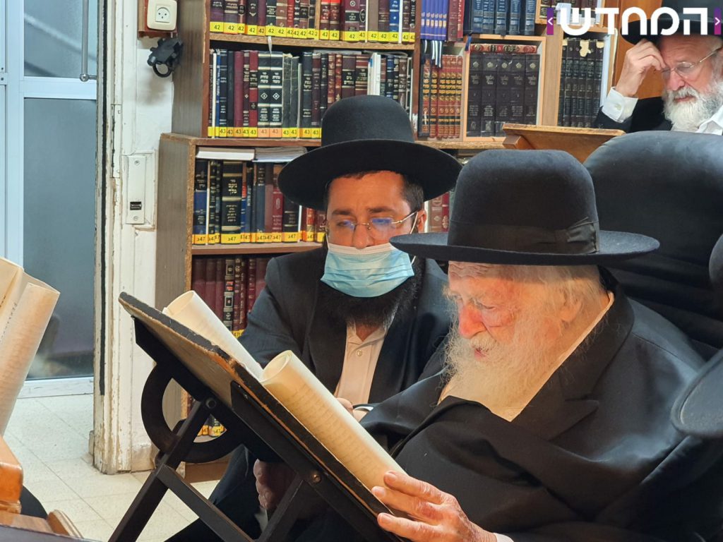 דַּרְכֵי צִיּוֹן אֲבֵלוֹת, מִבְּלִי בָּאֵי מוֹעֵד • שר התורה במגילת איכה דַּרְכֵי צִיּוֹן אֲבֵלוֹת, מִבְּלִי בָּאֵי מוֹעֵד • שר התורה במגילת איכה