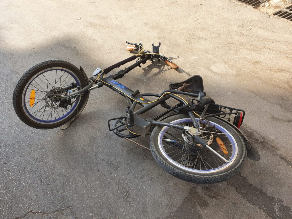 תיעוד: המתנדבים תפסו את גנב האופניים על חם