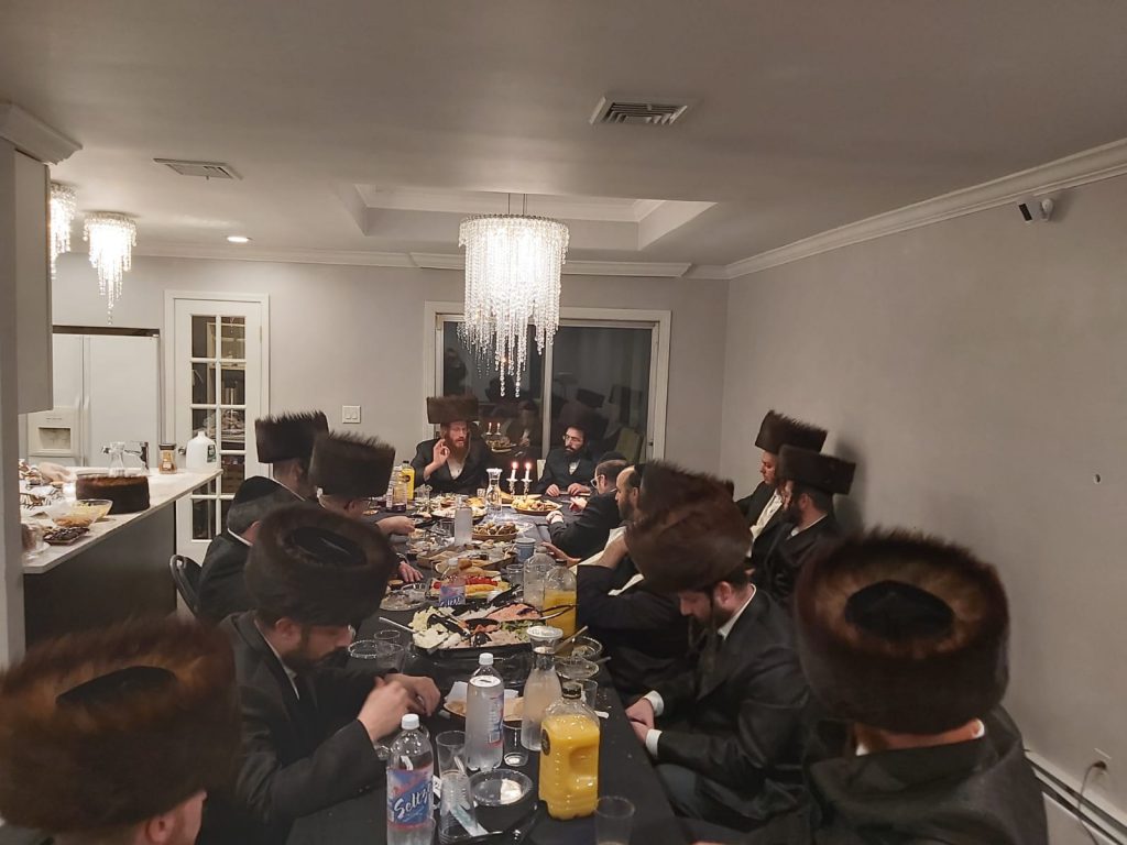 האדמו"ר מקאליב בביקור בקהילות היהודיות בארה"ב