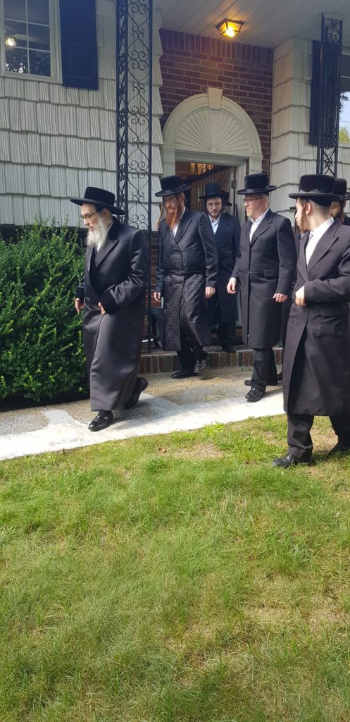 האדמו"ר מקאליב בביקור בקהילות היהודיות בארה"ב