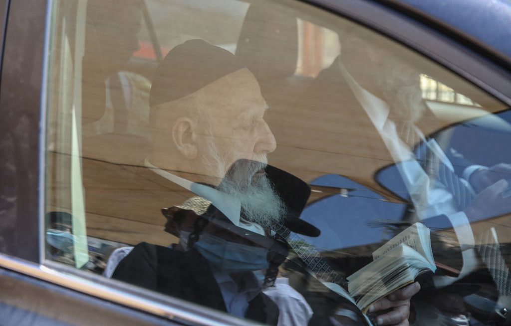 תיעוד: נשיא המועצת חכם שלום כהן במירון