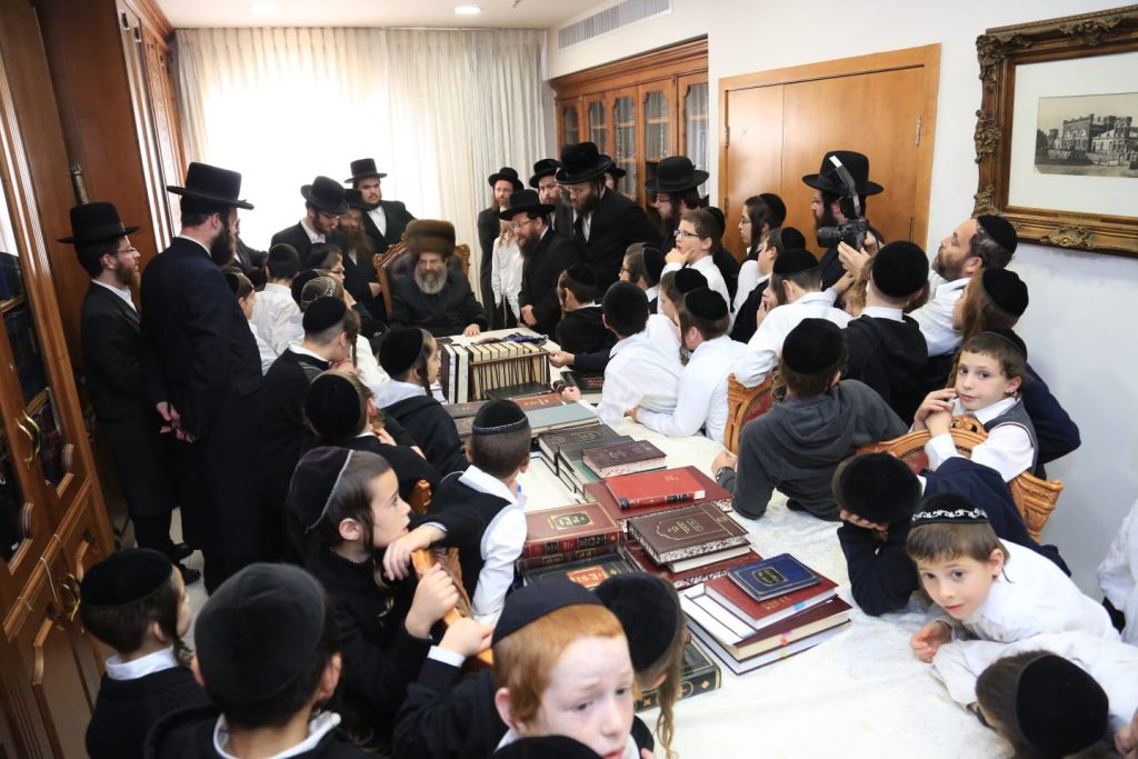 מסע מצולם: מראות חייו של האדמו"ר מסאדיגורה זצוק"ל