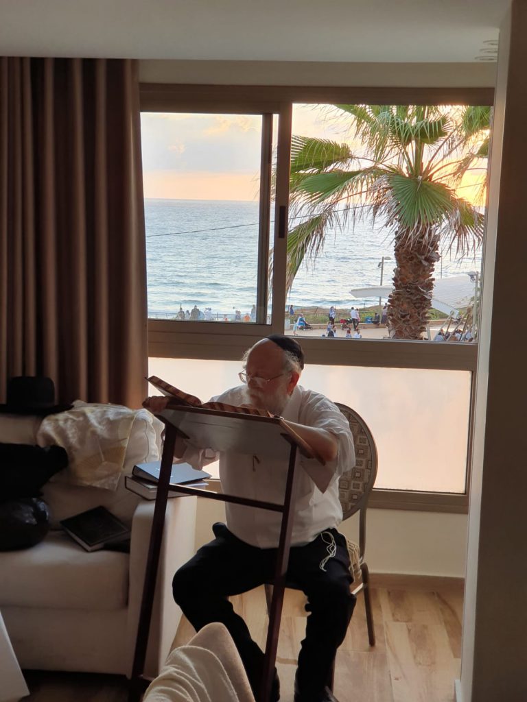 תיעוד: הדאצ'ה של הגאון רבי בנימין אלישיב בנתניה