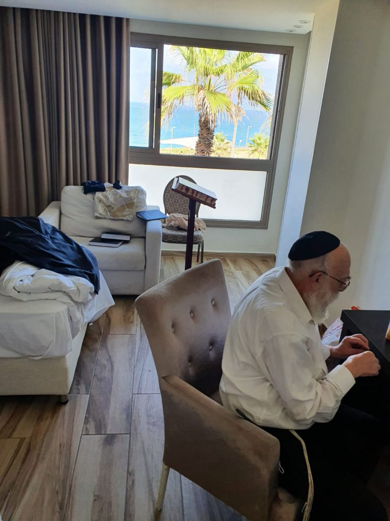 תיעוד: הדאצ'ה של הגאון רבי בנימין אלישיב בנתניה