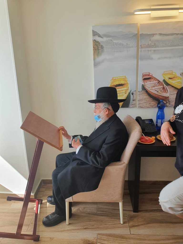 תיעוד: הדאצ'ה של הגאון רבי בנימין אלישיב בנתניה