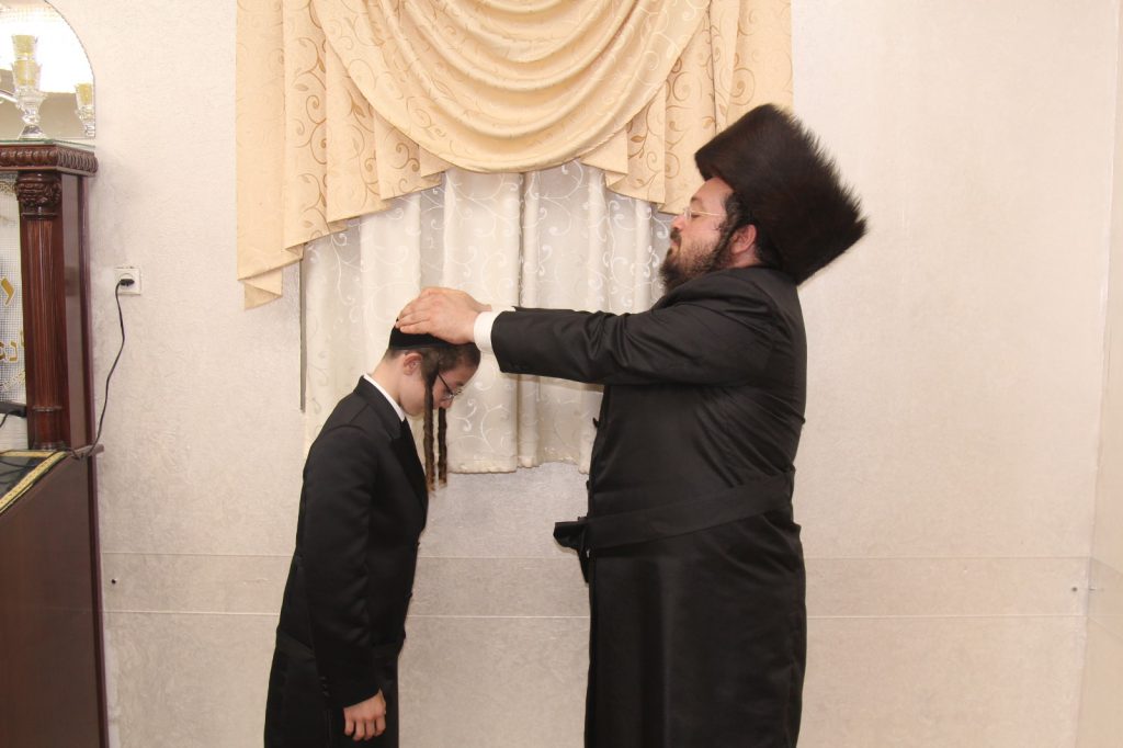 במרחב הפתוח: עורך דין נתן רוזנבלט סיים מסכת בבר מצוה לבנו