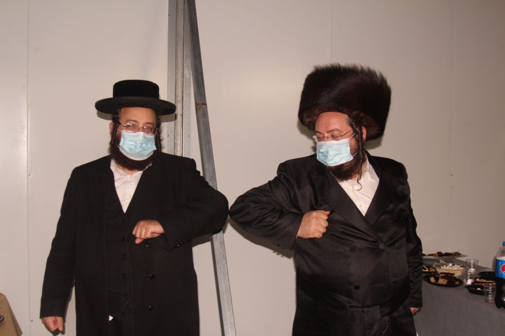 במרחב הפתוח: עורך דין נתן רוזנבלט סיים מסכת בבר מצוה לבנו