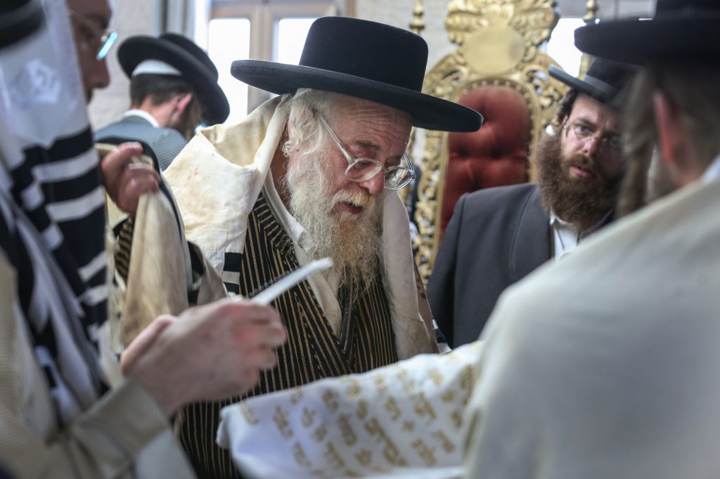 האדמו"ר מתולדות אהרן בברית קודש בציונו של רשב"י