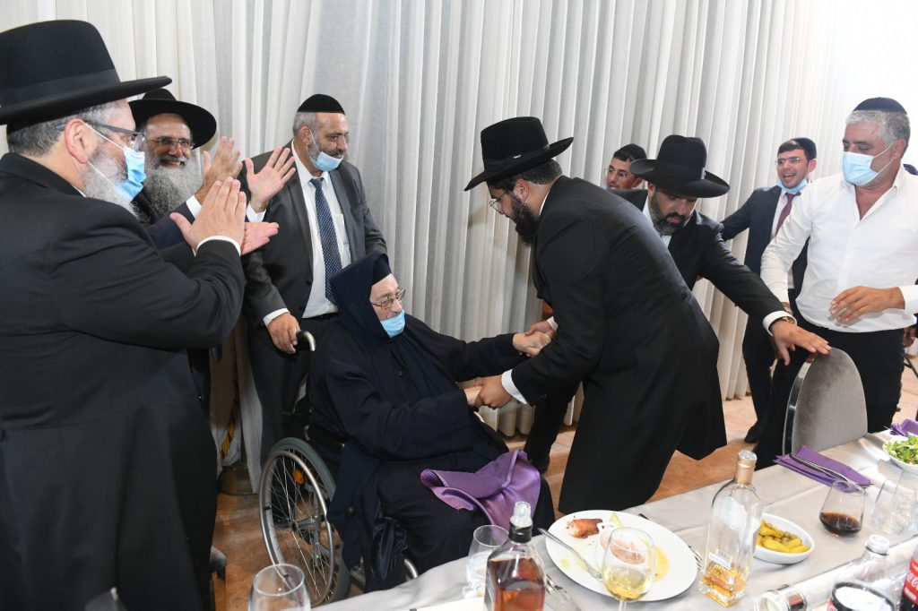 תיעוד: רבי עודד אדרי, משב"ק האדמו"ר רבי ברוך אבוחצירא השיא את בנו