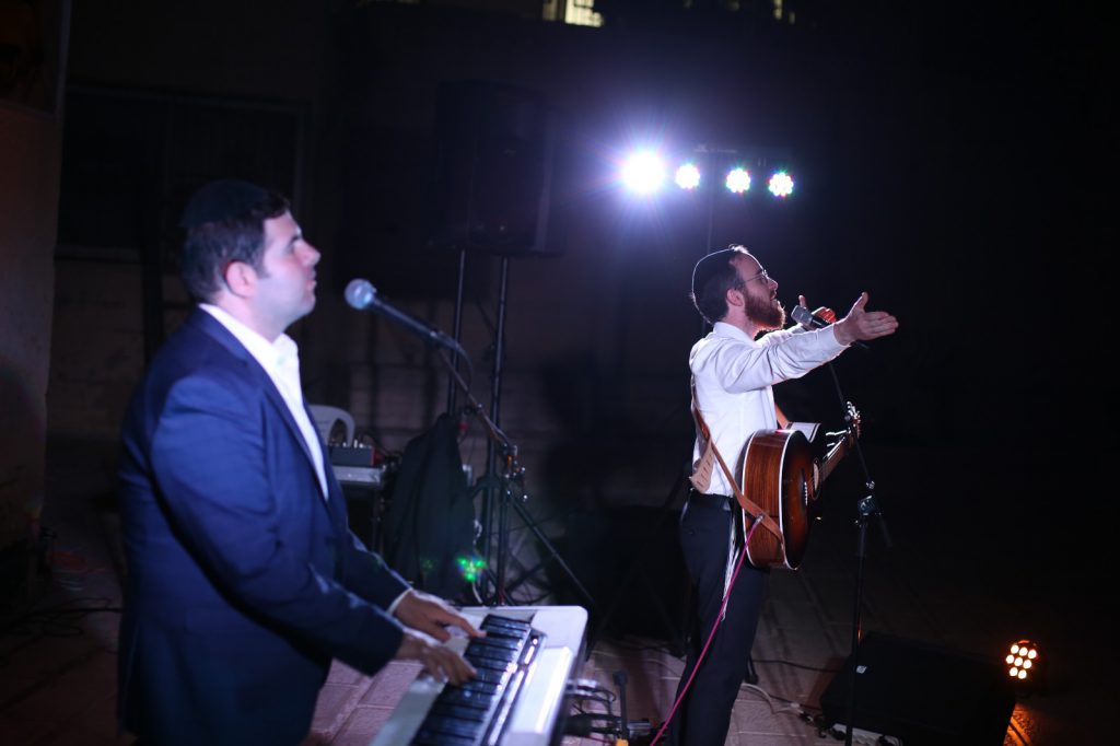 תיעוד: סיום ישיבות בין הזמנים בעיר צפת וחלוקת מלגות