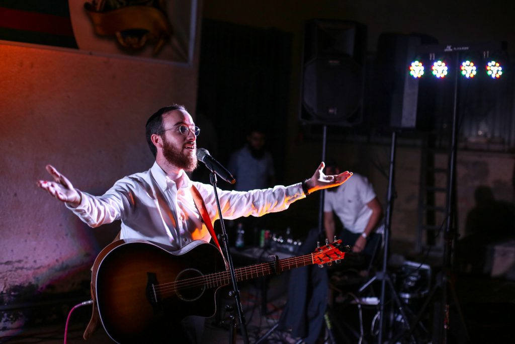 תיעוד: סיום ישיבות בין הזמנים בעיר צפת וחלוקת מלגות