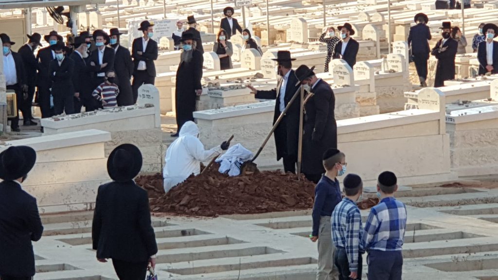 צפו: הלווית ראש ישיבת טעלז הגאון רבי חיים דב קעלר זצ"ל משיקגו לבני ברק