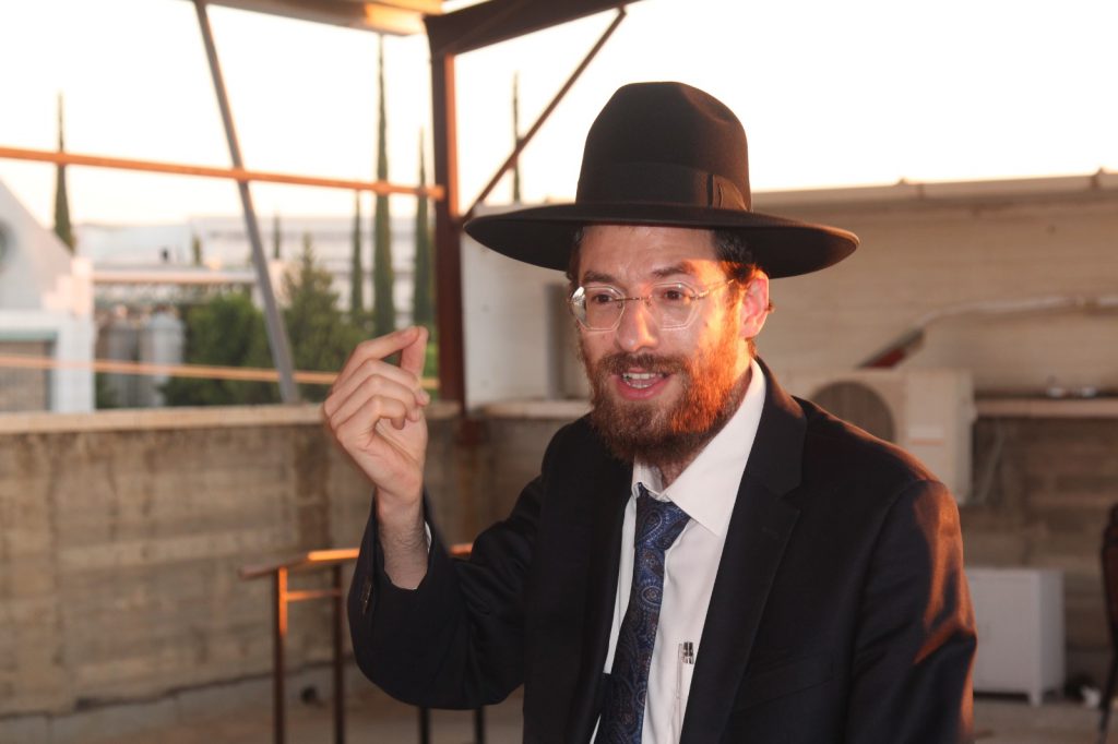 תיעוד: סיום מסכת נדה במרחב הפתוח בעיר מודיעין עילית