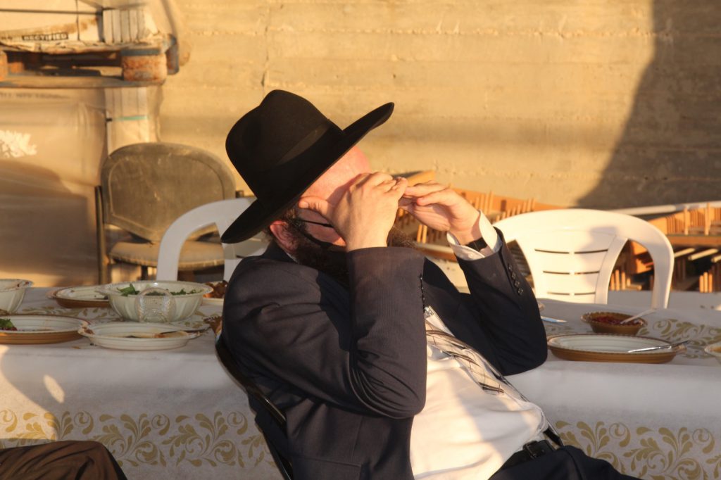 תיעוד: סיום מסכת נדה במרחב הפתוח בעיר מודיעין עילית