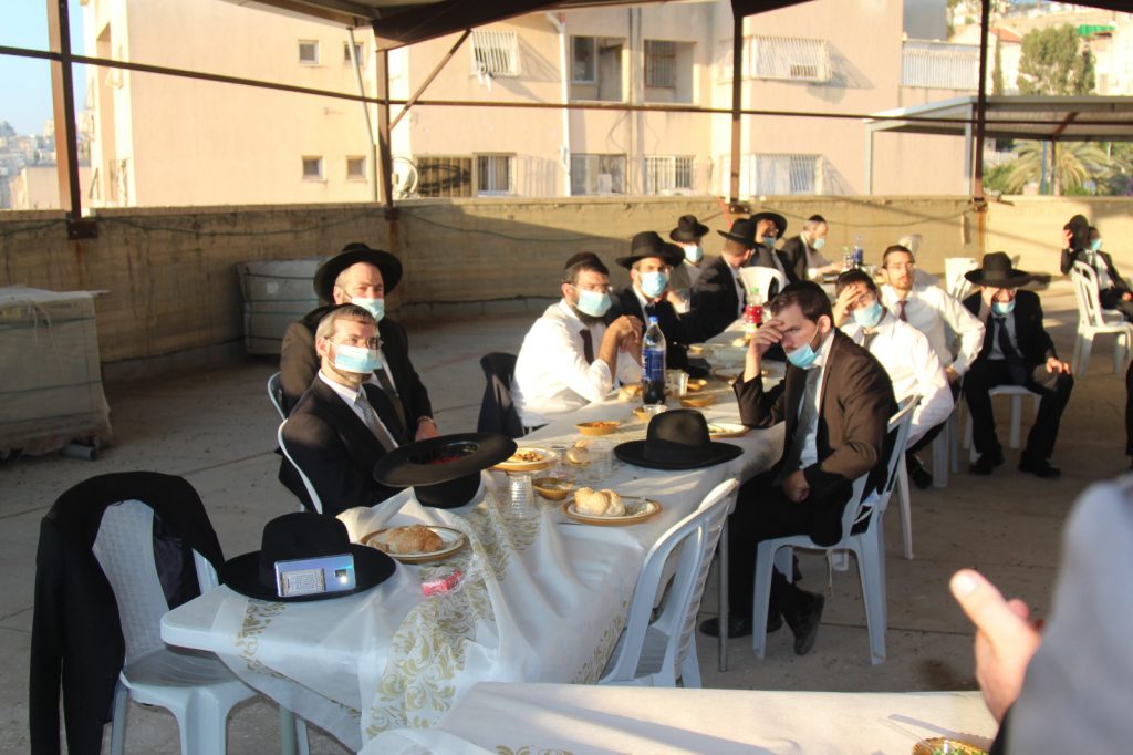 תיעוד: סיום מסכת נדה במרחב הפתוח בעיר מודיעין עילית