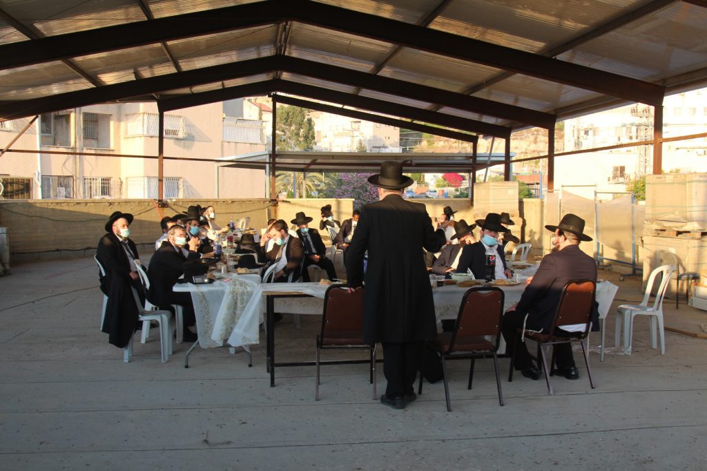 תיעוד: סיום מסכת נדה במרחב הפתוח בעיר מודיעין עילית