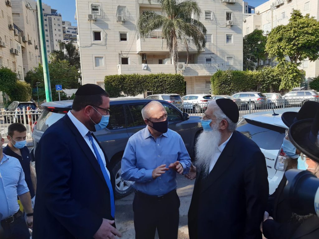 שר החינוך גלנט וסגן השר פרוש פתחו את שנת הלימודים במגזר החרדי