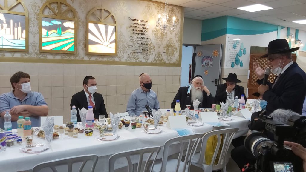 שר החינוך גלנט וסגן השר פרוש פתחו את שנת הלימודים במגזר החרדי