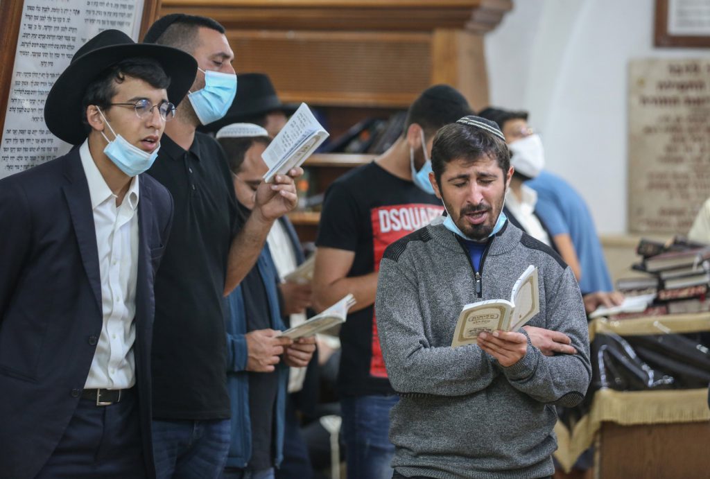תיעוד: סליחות ראשונות בציון הרשב"י במירון